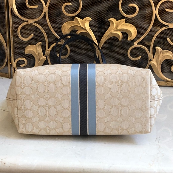 NWT Coach Signature city zip tote&LG wallet - Picture 6 of 8